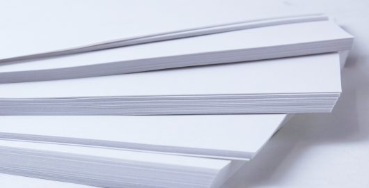 【大阪の印刷所の豆知識】同人誌の紙の選び方は？